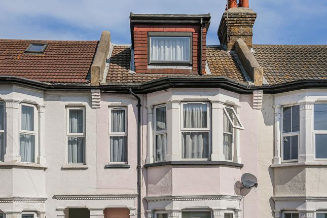 2 bedroom maisonette for sale