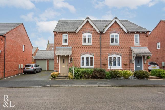 Ashford Way, Church Gresley, Swadlincote 3 bed semi