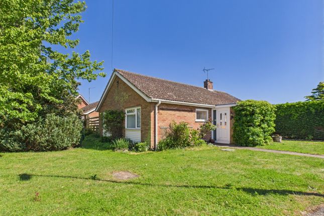 2 bed detached bungalow