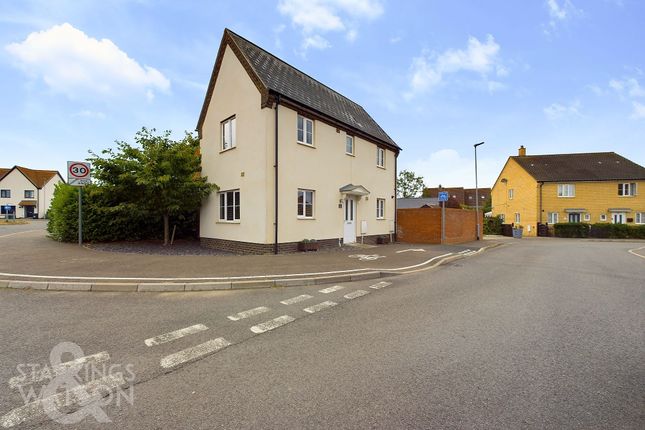 Harvest Way, Harleston, IP20 2 bed link detached house for sale