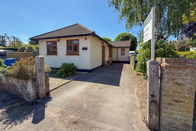 Wraysbury, Berkshire 3 bed detached bungalow for sale