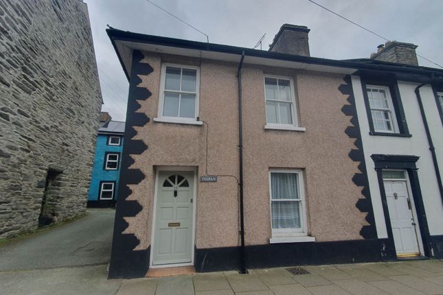 2 bed end terrace house
