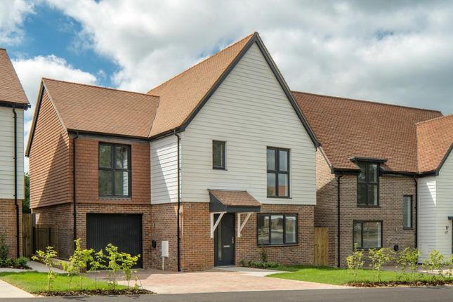 4 bed detached house
