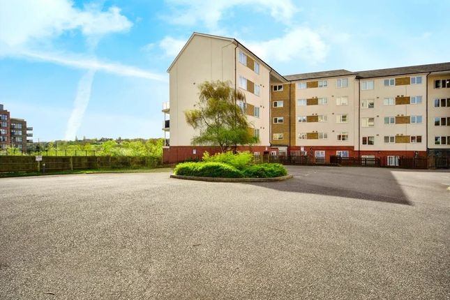 Lee Heights, Bambridge Court, Maidstone 2 bed apartment for sale