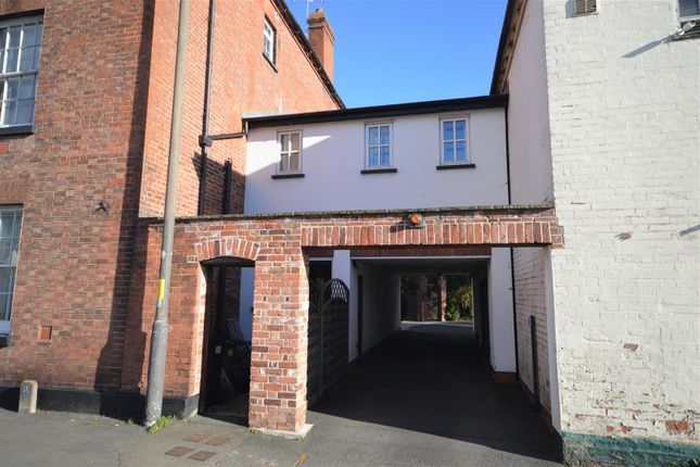 Leominster, Herefordshire HR6 1 bed flat for sale