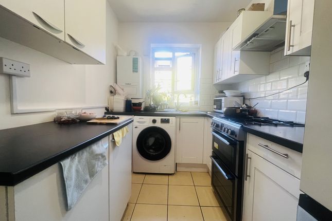 4 bed flat