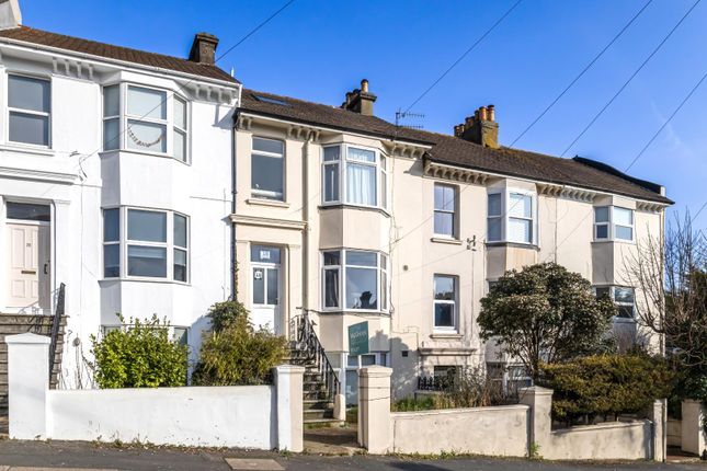 Old Shoreham Road, Brighton BN1 2 bed apartment for sale