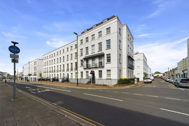 Regency Place, Cheltenham... 2 bed apartment for sale