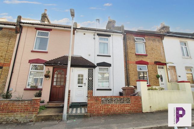 Frederick Road, Gillingham, Kent, ME7 3 bed terraced house for sale
