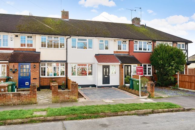 Gaston Way, Shepperton, TW17 3 bed terraced house for sale