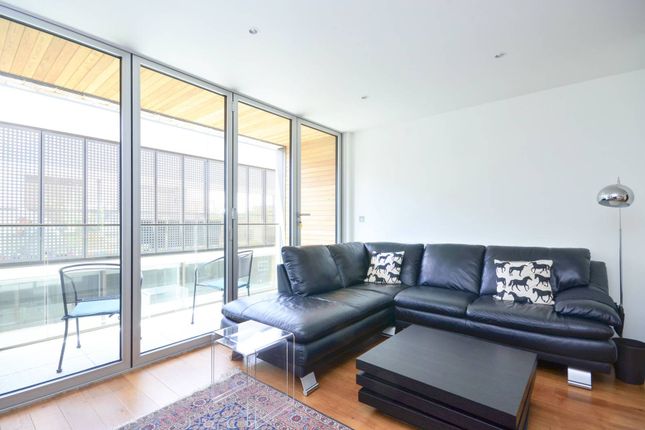 Finchley Road, Hampstead, London, NW3 2 bed flat for sale