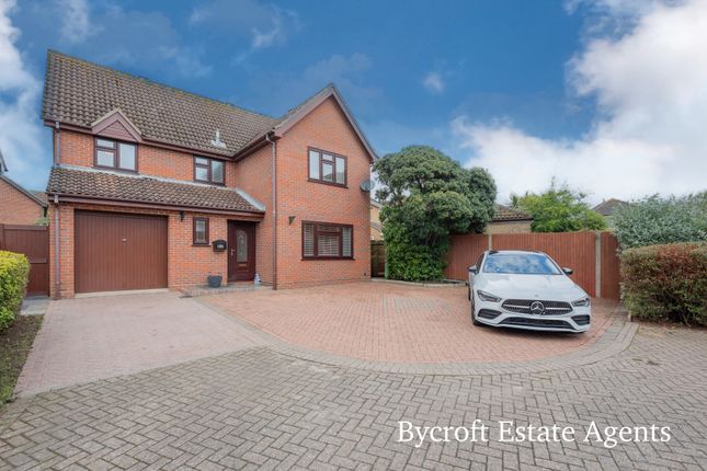 4 bed detached house