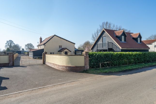 Carbrooke 4 bed farm house for sale