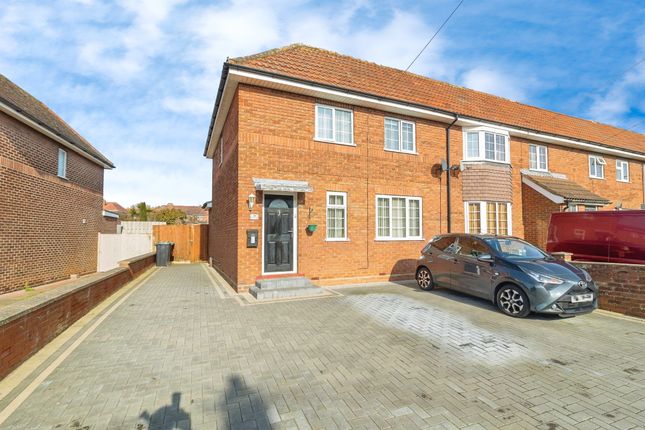 3 bed end terrace house