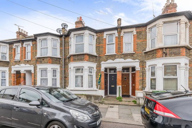 Cheshunt Road E7, Forest Gate... 2 bed flat for sale