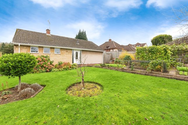 2 bed detached house