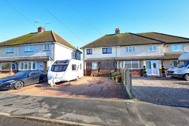 St. Dunstans Road, Hunsdon SG12 3 bed semi