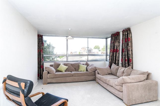 2 bed flat
