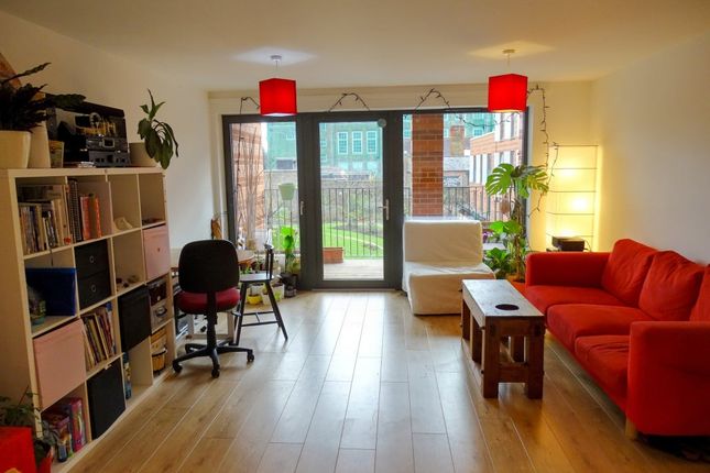 Akerman Road, Lambeth, SW9 2 bed flat for sale