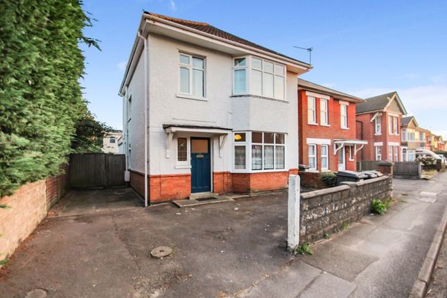 Ensbury Park Road, Bournemouth BH9 6 bed detached house for sale