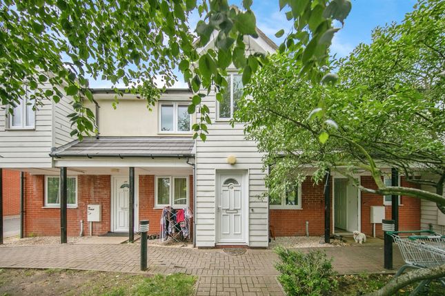2 bedroom maisonette for sale
