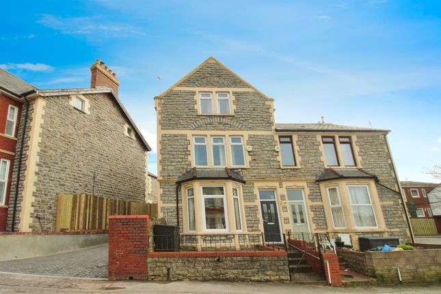 7 bedroom semi-detached house for sale