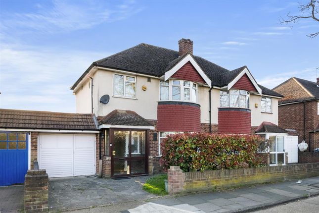 3 bedroom semi-detached house for sale