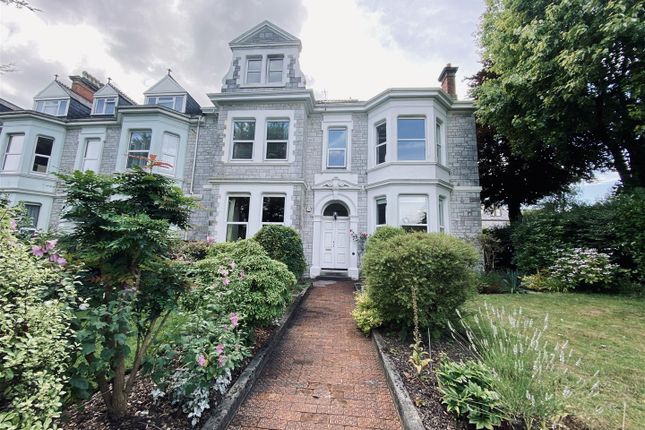 Mannamead Road, Plymouth PL3 2 bed flat for sale
