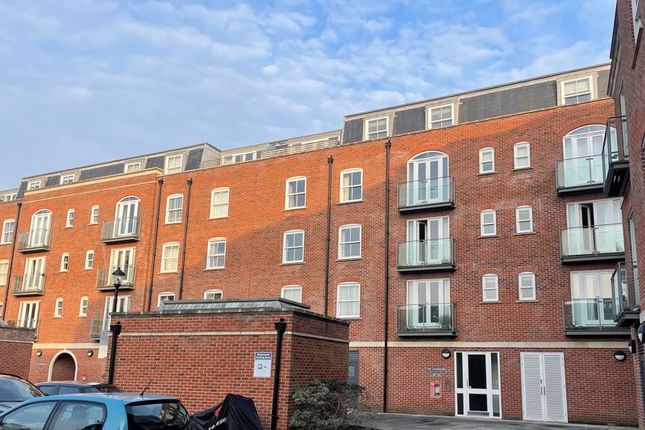 Salt Meat Lane, Gosport PO12 1 bed apartment for sale