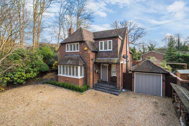 Portsmouth Road, Frimley, Camberley GU16 4 bed detached house for sale