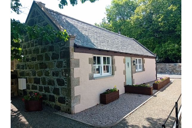 1 bedroom detached bungalow for sale