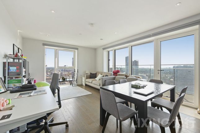 Glasshouse Gardens, Stratford, E20 1HT 3 bed apartment for sale