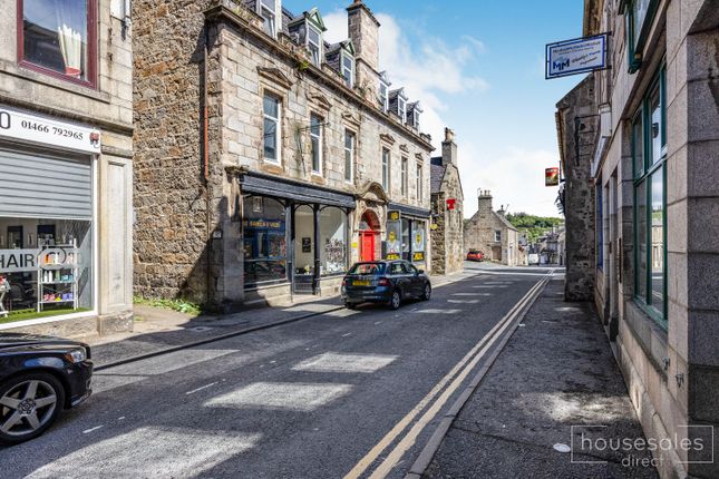 3 bed flat