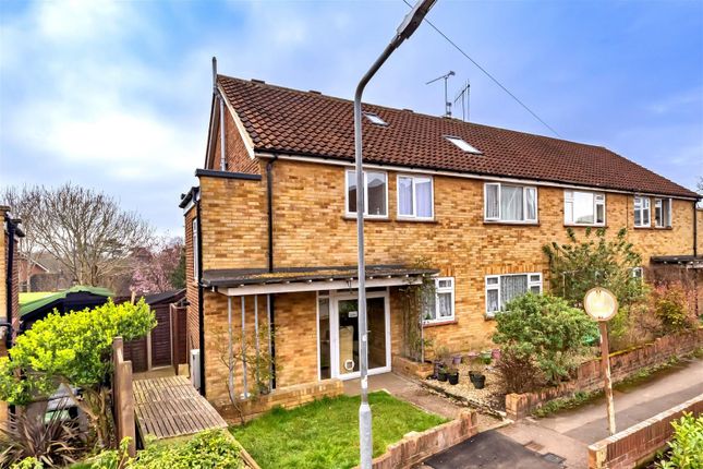 Amesbury Close, Epping 2 bed flat for sale
