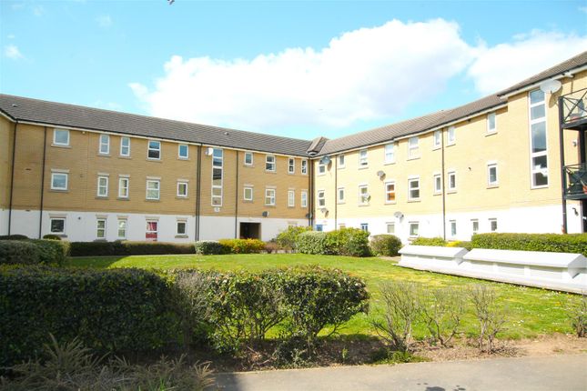 Glandford Way, Chadwell Heath... 2 bed apartment for sale