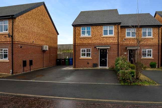 Stothert Street, Manchester M46 3 bed semi