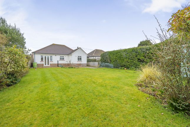 Halliwick Gardens, Felpham, PO22 2 bed detached bungalow for sale