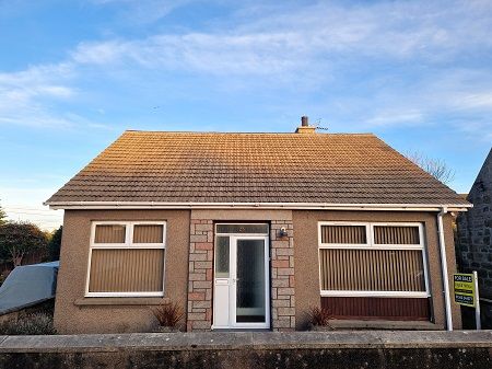 2 bedroom detached bungalow for sale