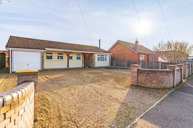 4 bedroom detached bungalow for sale