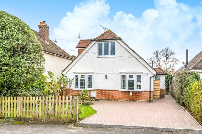 Three Stiles Road, Farnham, Surrey, GU9 4 bed detached house for sale