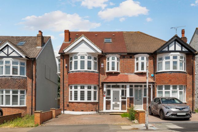 4 bedroom semi-detached house for sale