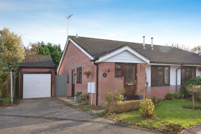 2 bedroom semi-detached bungalow for sale