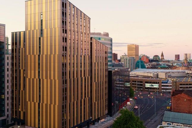 Cheetham Hill Road, Manchester M4 2 bed apartment for sale