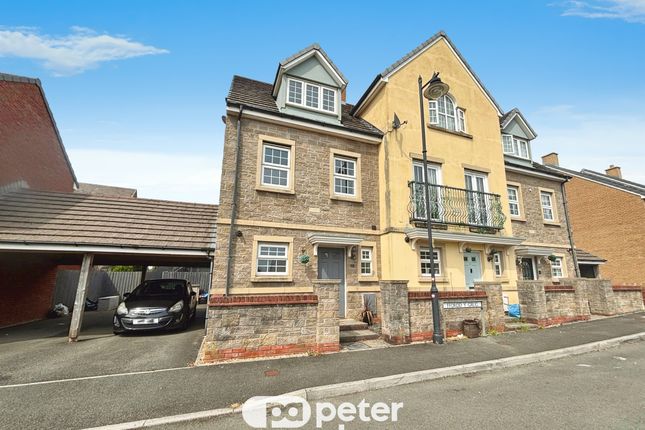 3 bed end terrace house