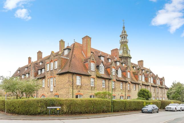 2 bed flat