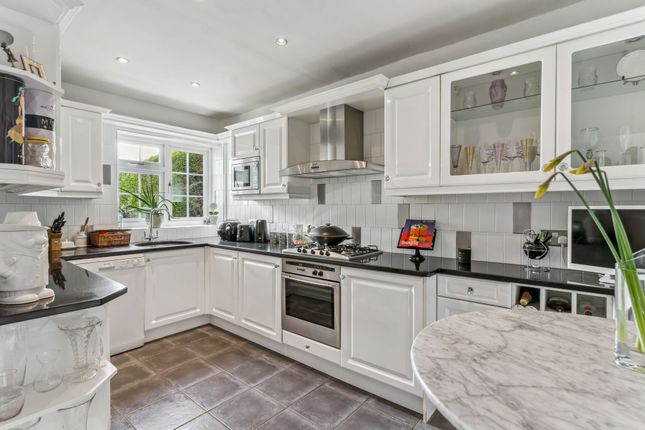 Loudwater Drive, Rickmansworth WD3 2 bed bungalow for sale