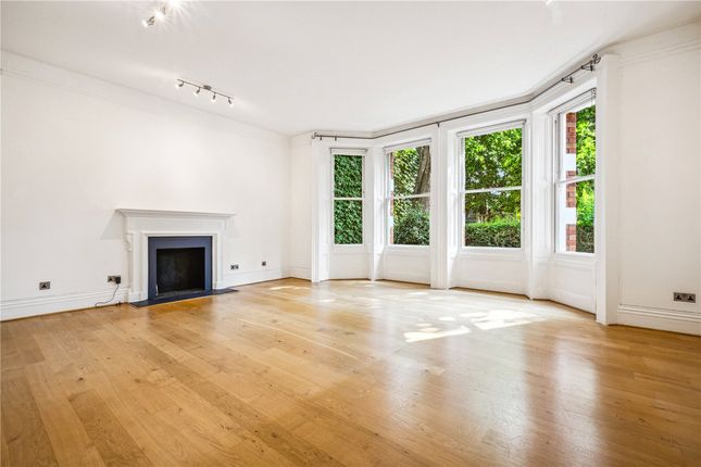 3 bedroom flat for sale