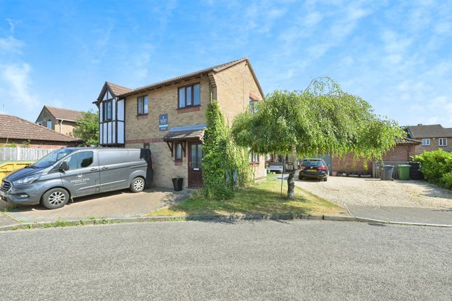 4 bed detached house