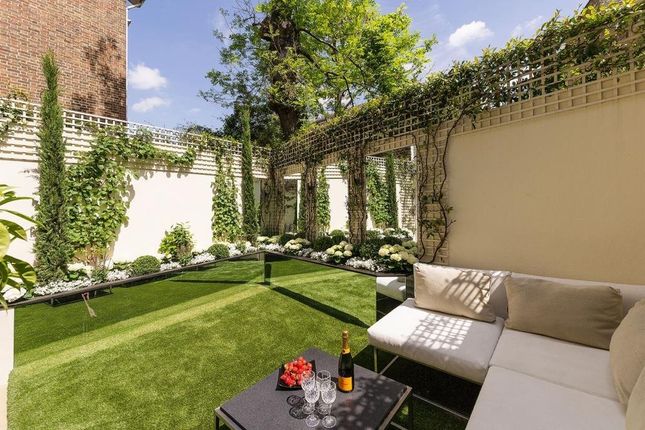 Flood Street, London, SW3 3 bed maisonette for sale