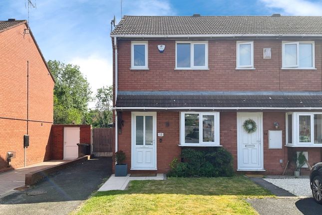 St. Oswalds Close, Kidderminster DY10 2 bed end of terrace house for sale